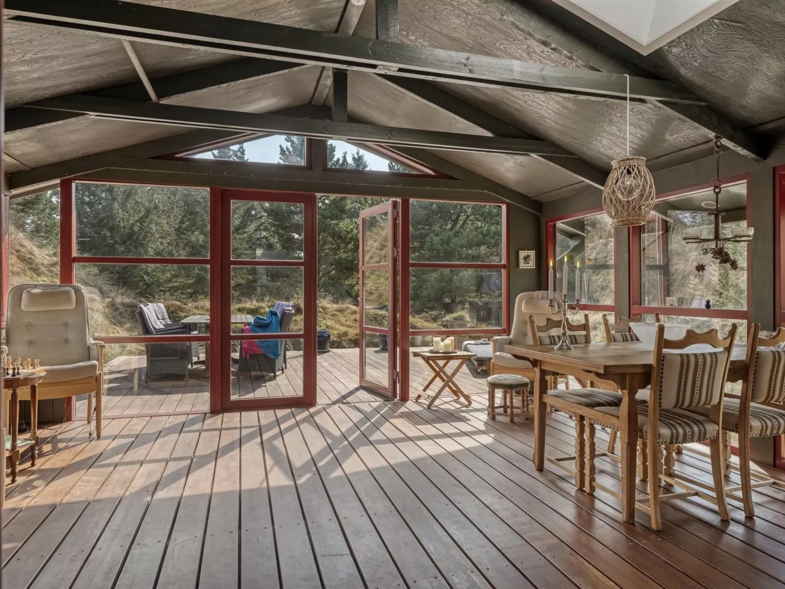 "Nimrod" - 800m from the sea-Binnen