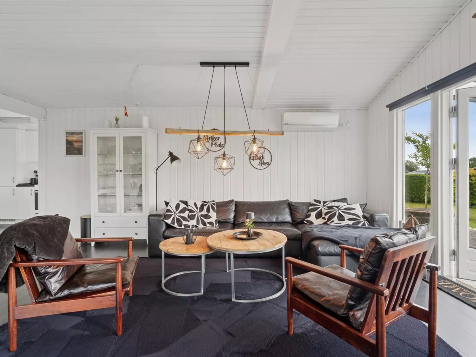 "Eweline" - 400m from the sea-Binnen