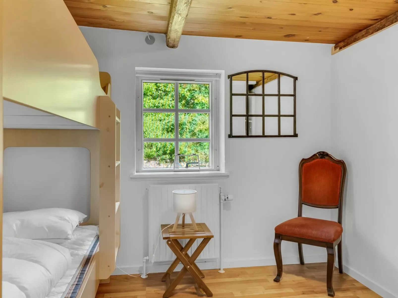 "Åsta" - 400m to the fjord-Binnen