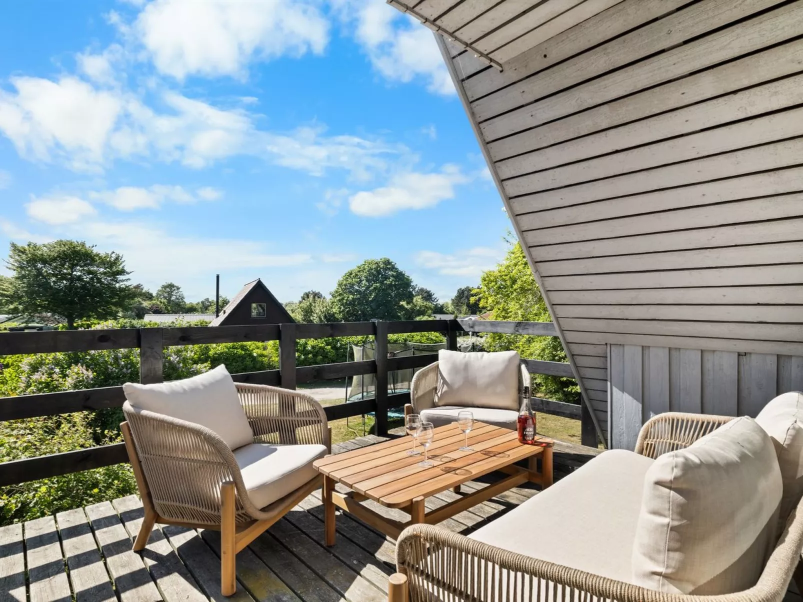 "Sunna" - 1km from the sea-Buiten