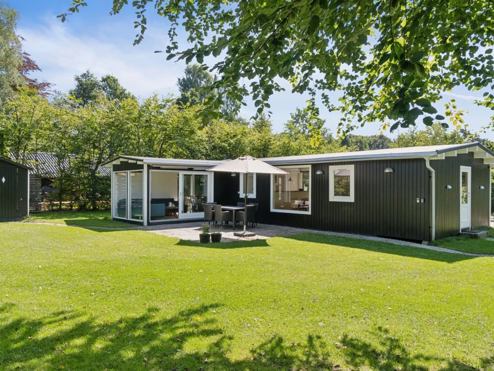 "Guthfrith" - 1.4km from the sea-Buiten