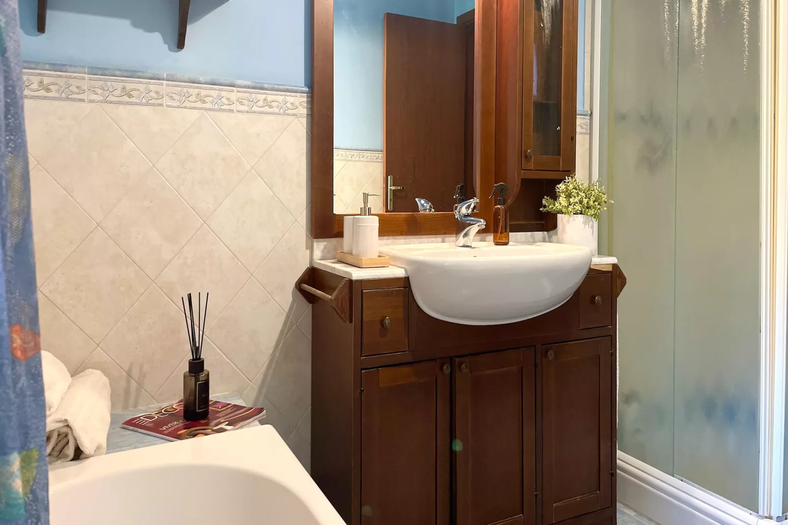 Villa Melograno-Badkamer