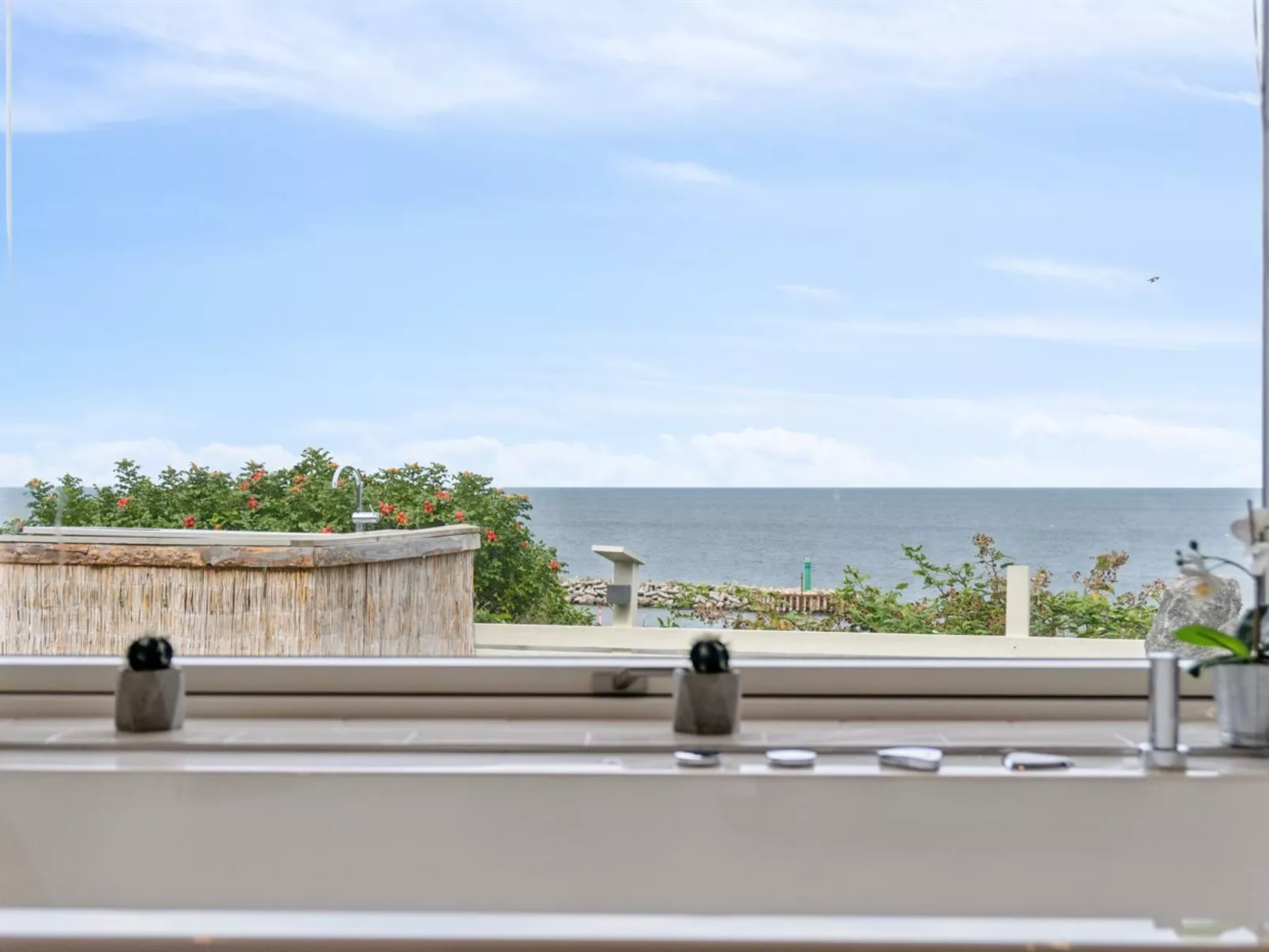 "Dzavid" - 50m from the sea-Buiten