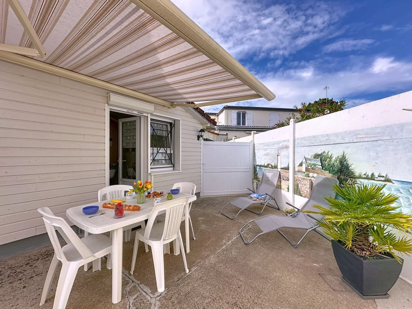 Les Coquillages-Buiten