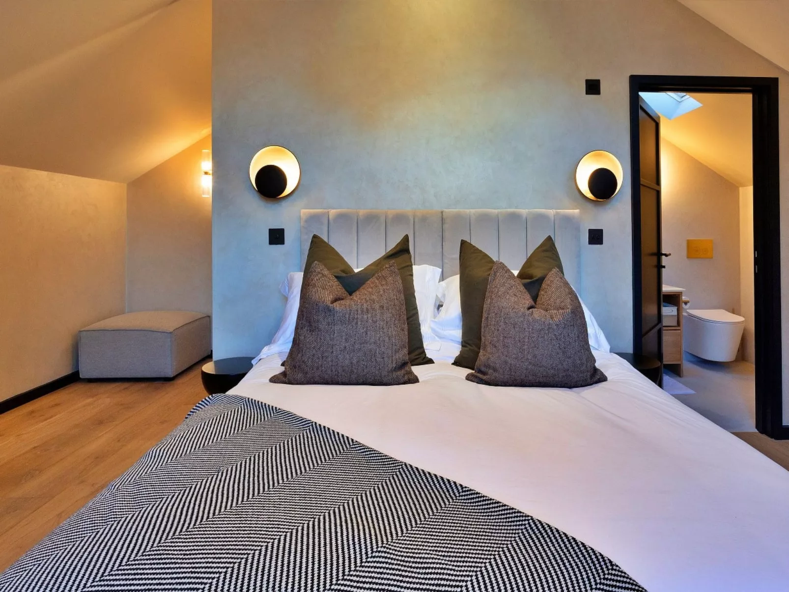 Wesleyan House-Binnen