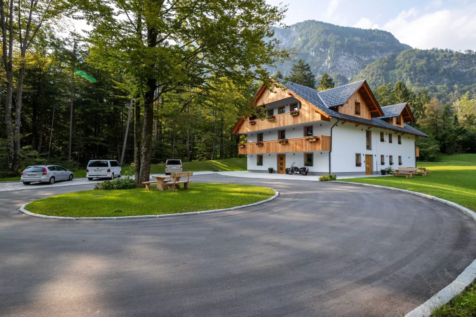 The Woodland Nook Apartments Bohinj - Comfort Two Bedroom Apartment with Balcony (owner F)-Buitenlucht