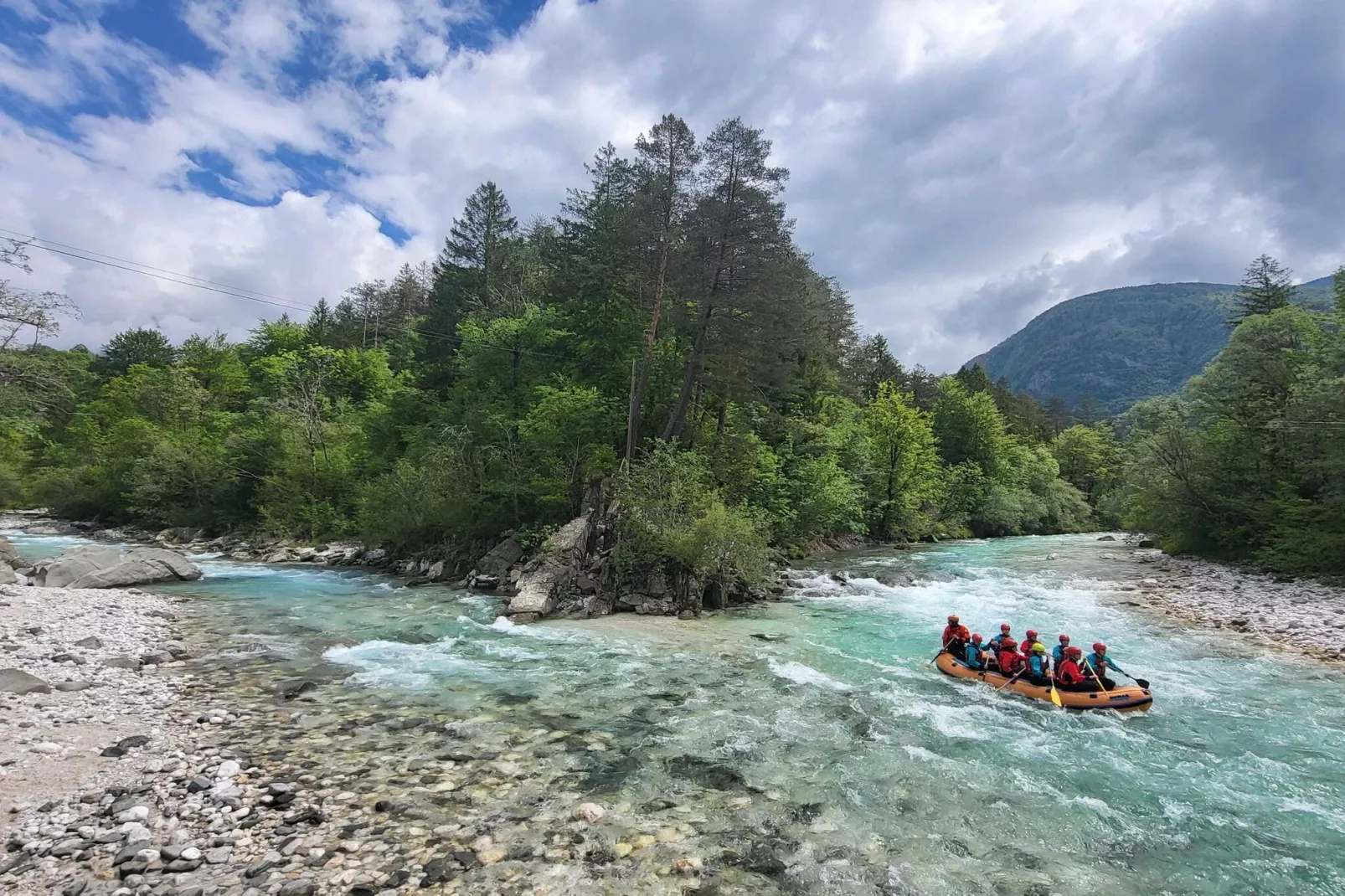 Bovec Comfortable Apartment with Mountain View - One Bedroom Apartment with Mountain View-Uitzicht