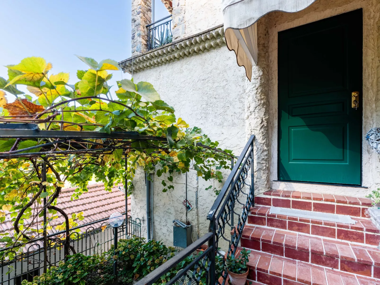 La Petite Maison-Buiten