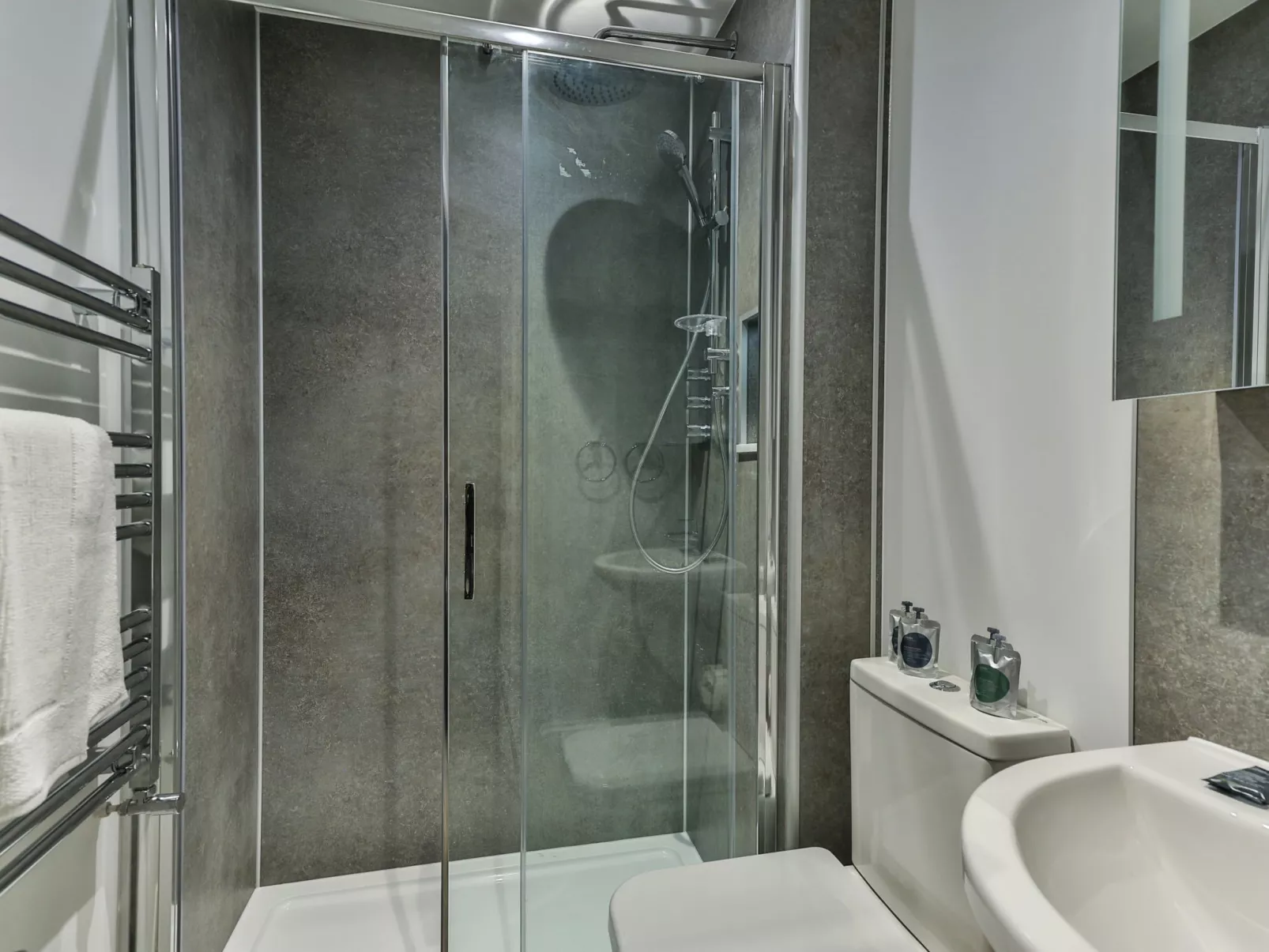 Belle House, Apt 1-Binnen