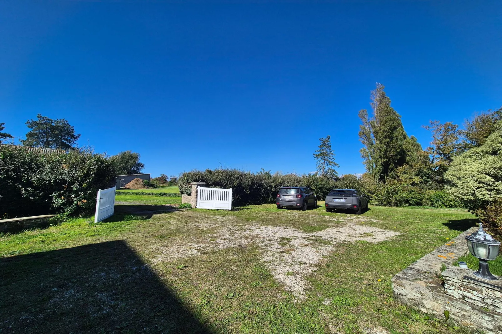 Gîte de la Valette-Tuinen zomer