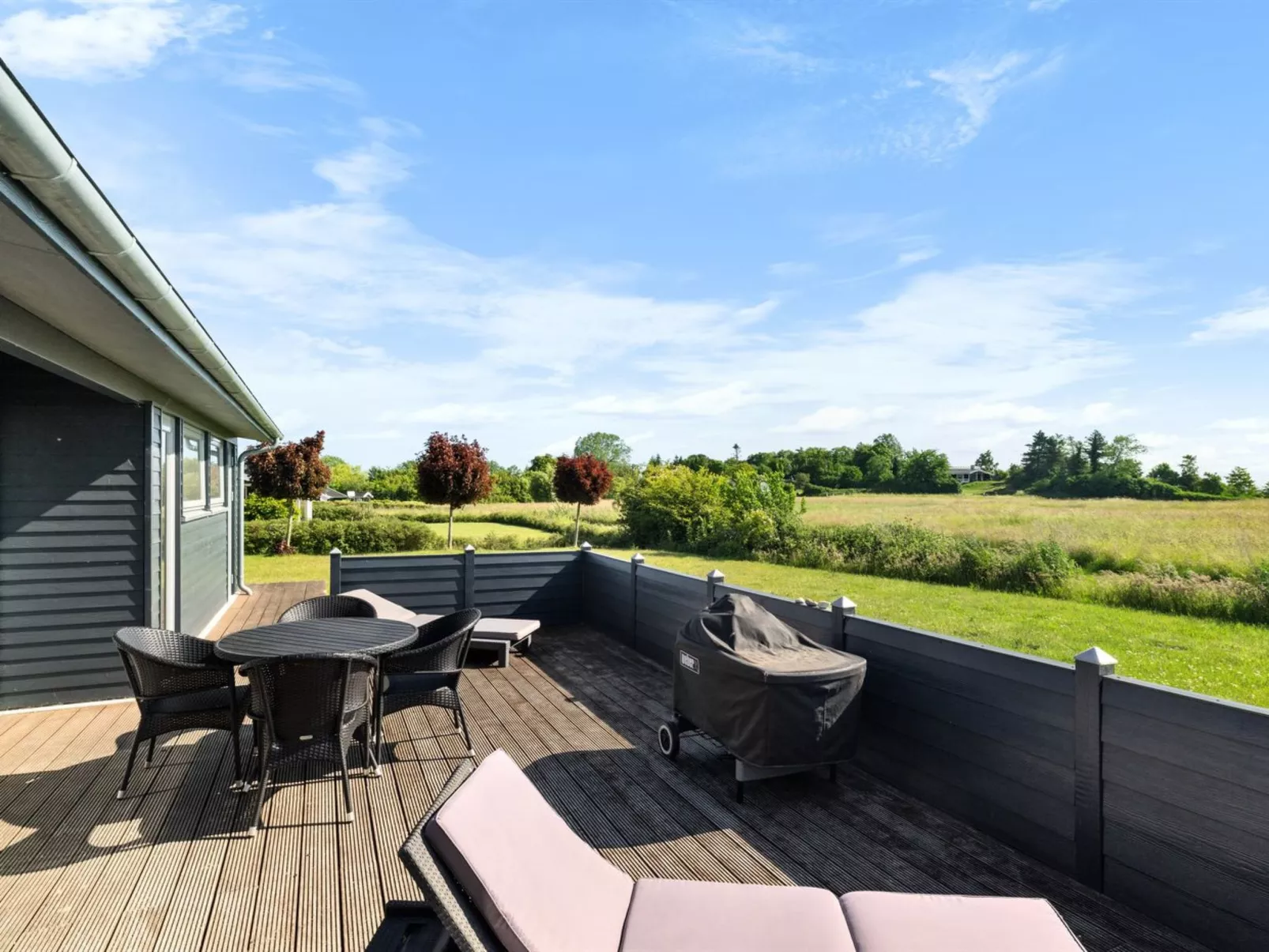 "Konsta" - 300m from the sea-Buiten