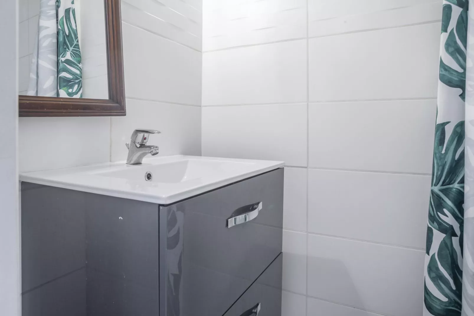 Fijn appartement in Belfort bij het centrum-Badkamer