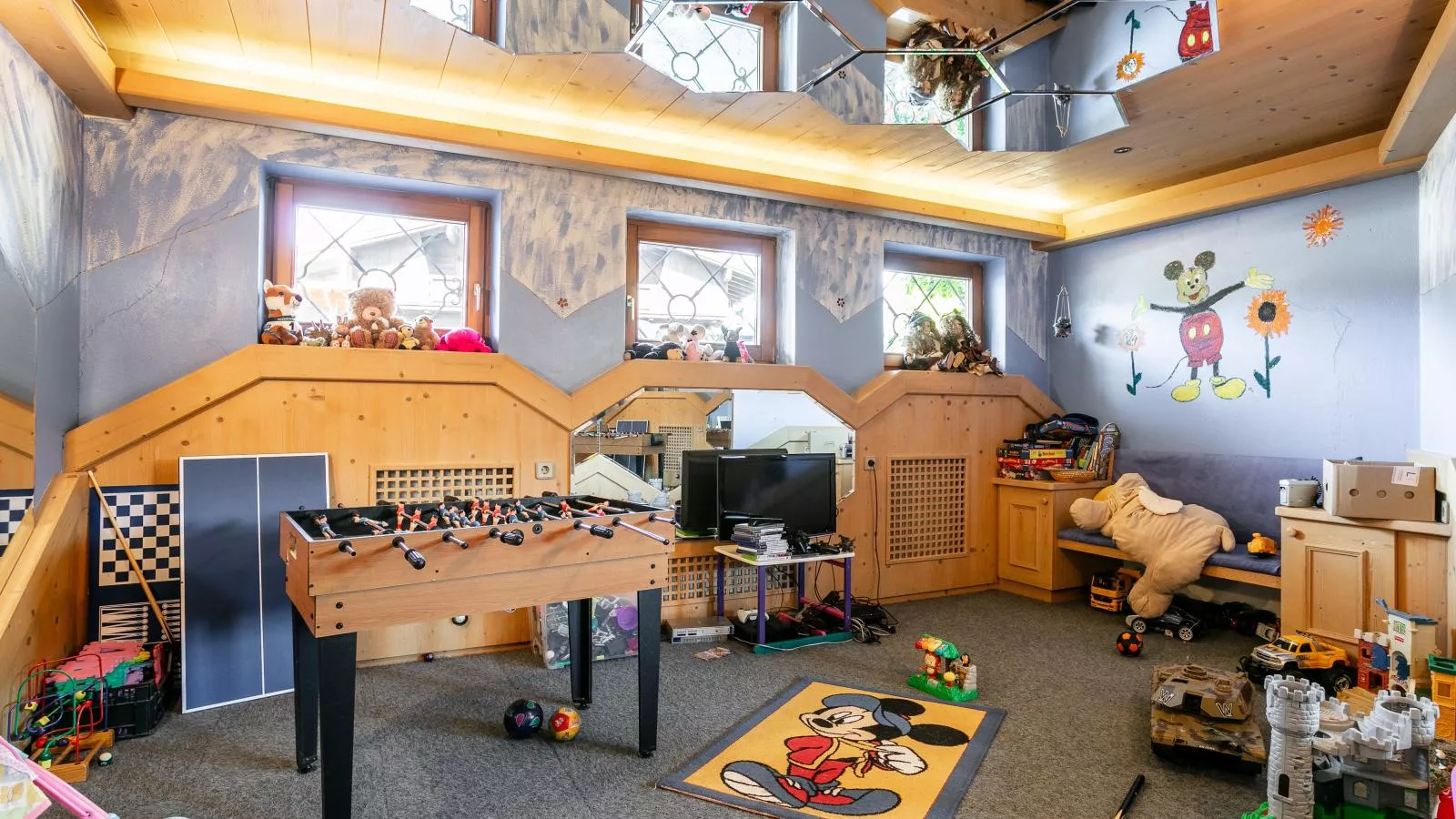 Landhaus Marchfeld Top 1  Top 2 Top 3-Parkfaciliteiten