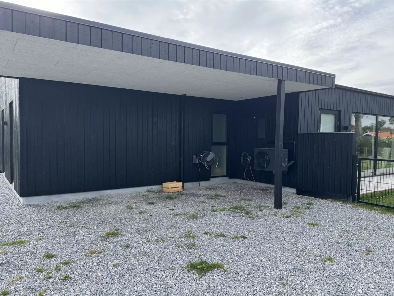 "Barnet" - 180m to the fjord-Buiten