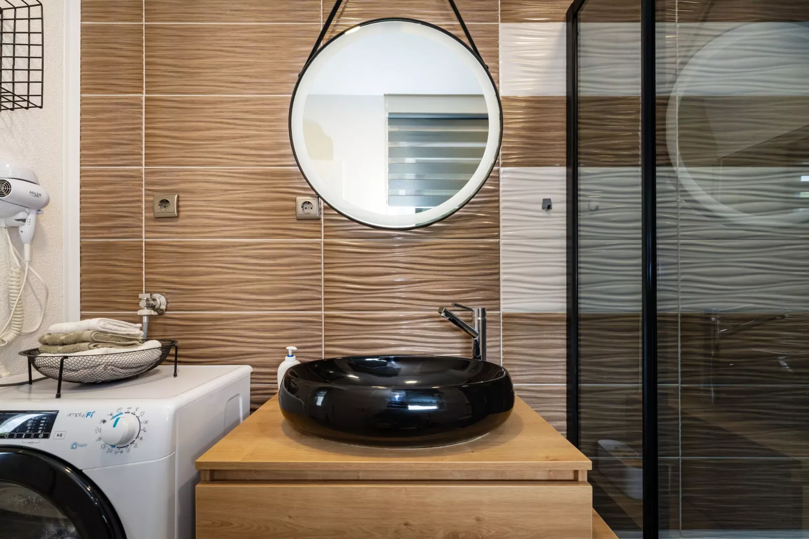 Sea view penthouse Nikita-Badkamer