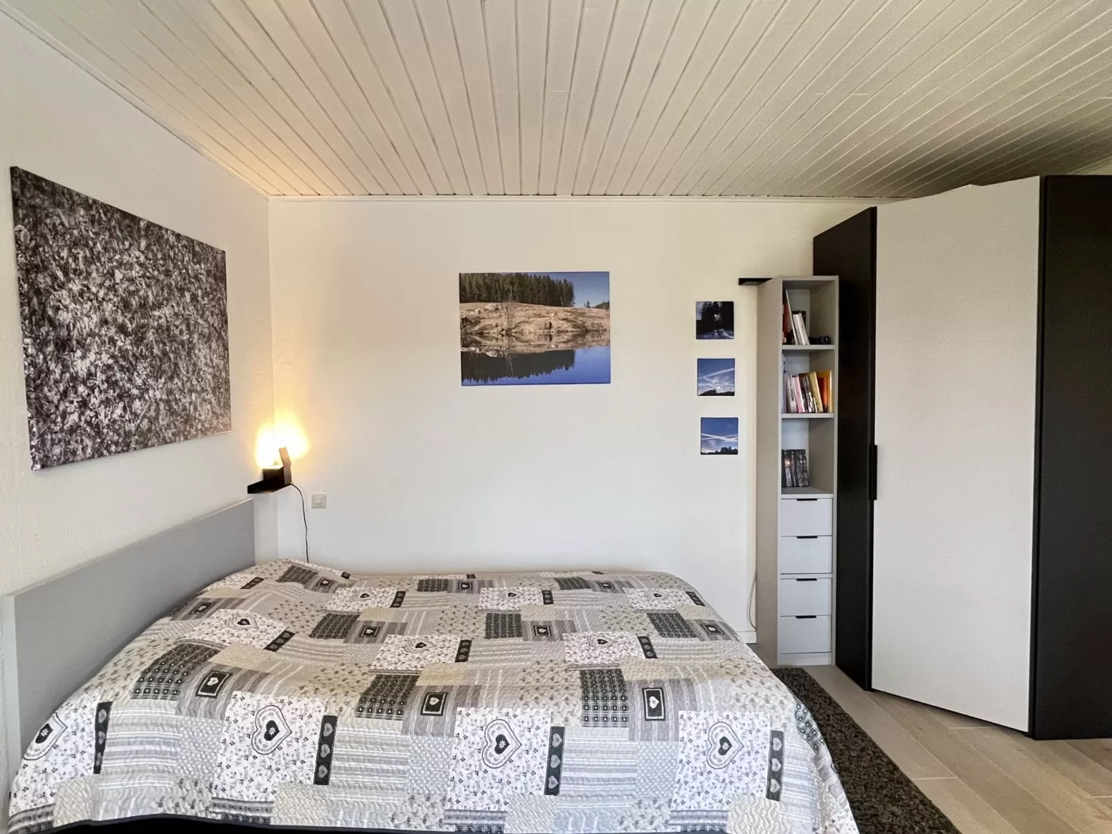 Sonnige Aussichten-Binnen