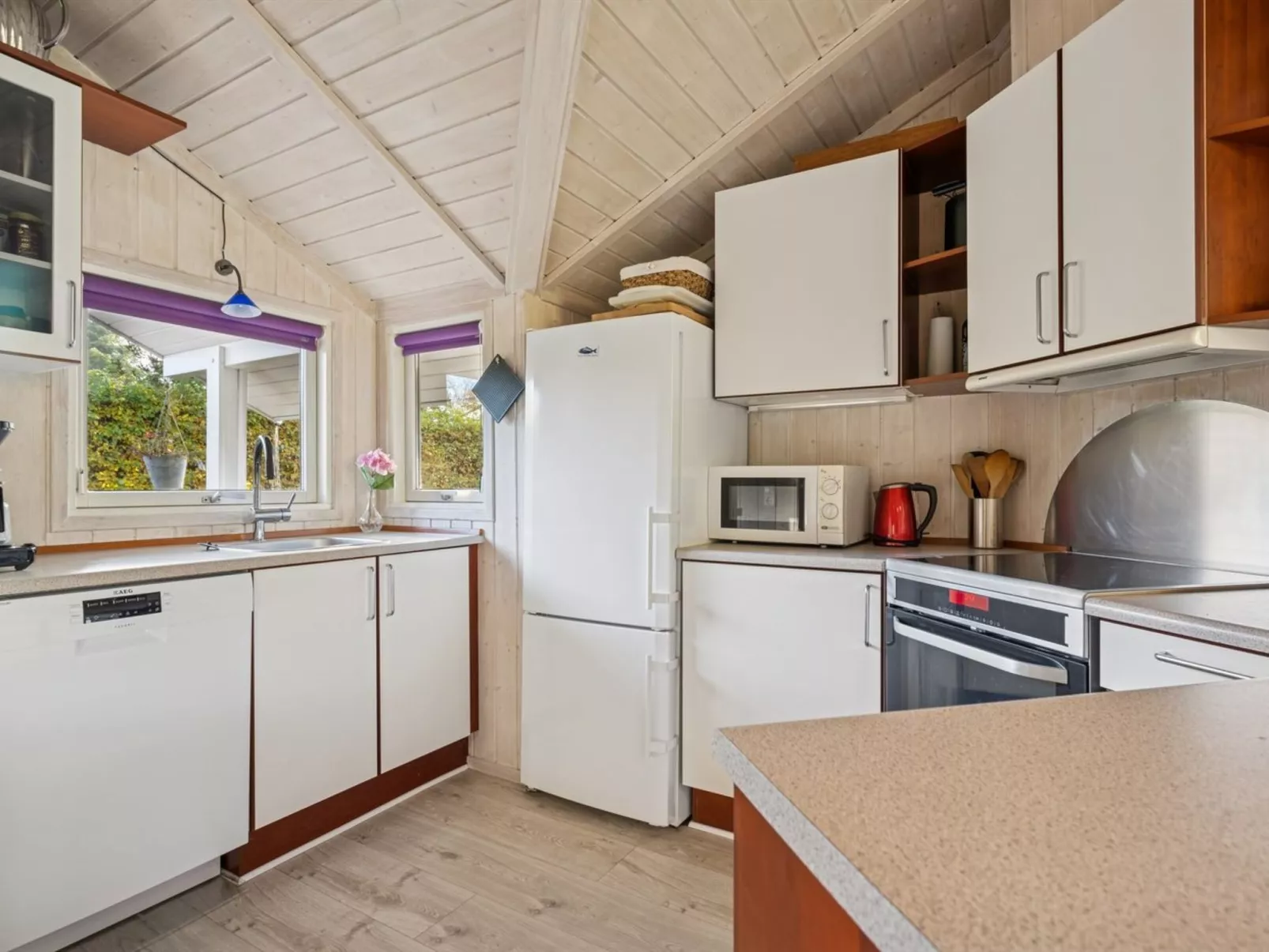 "Gyda" - 840m from the sea-Binnen