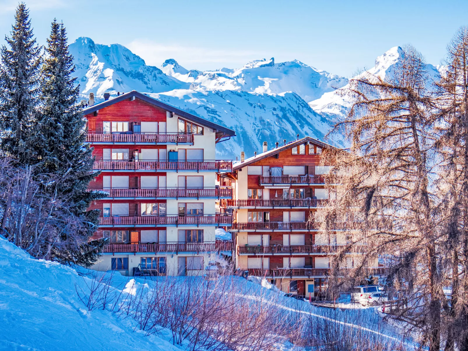 Ambassador 2/1-Buiten