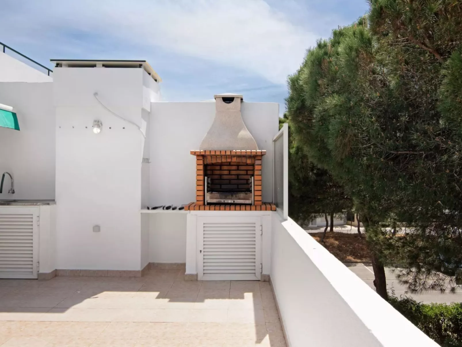 Kaya- Sunny Way-Buiten