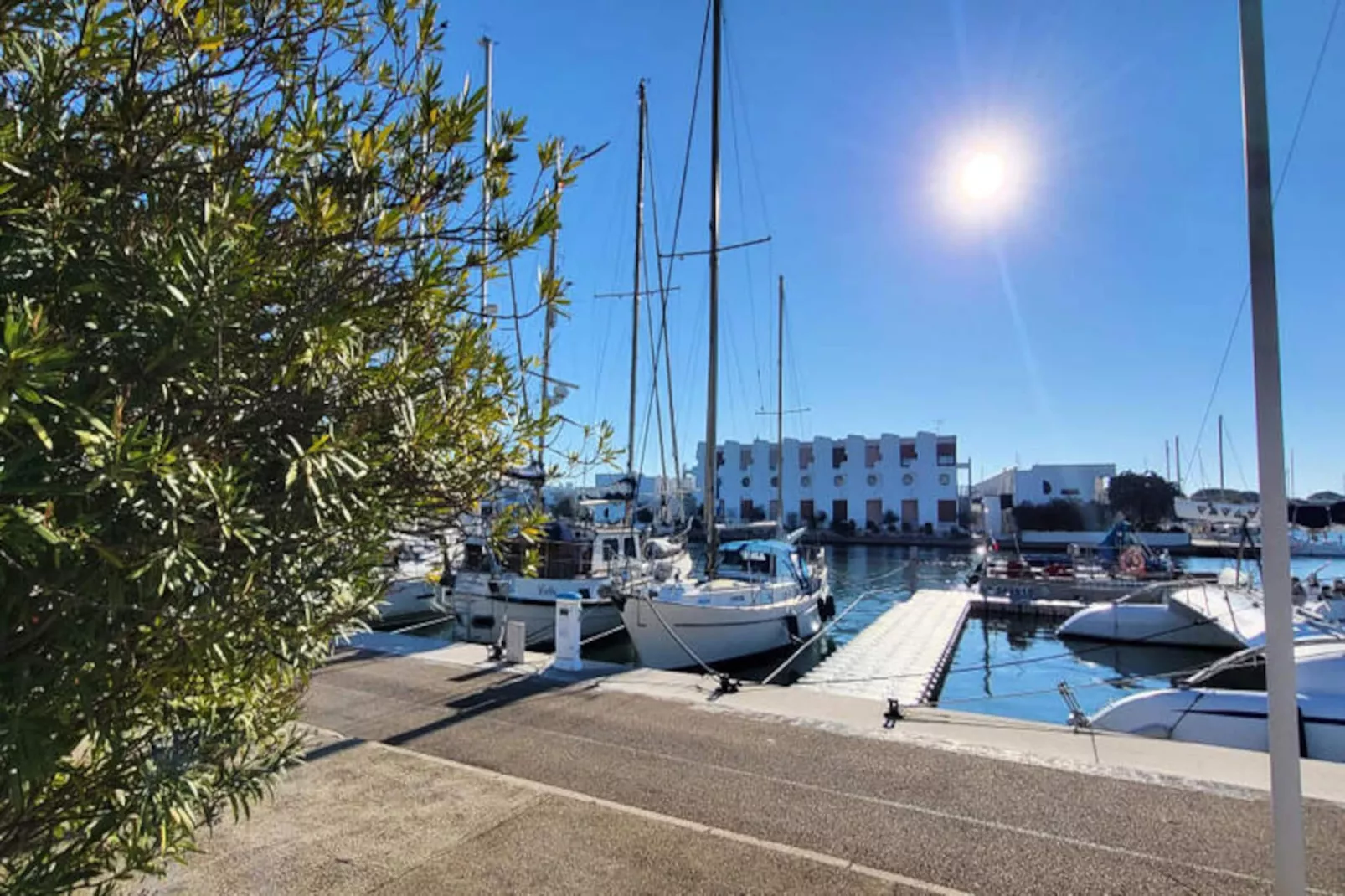 Résidence Terrasse 4 : Quai Du Port De Plaisance-Niet-getagd