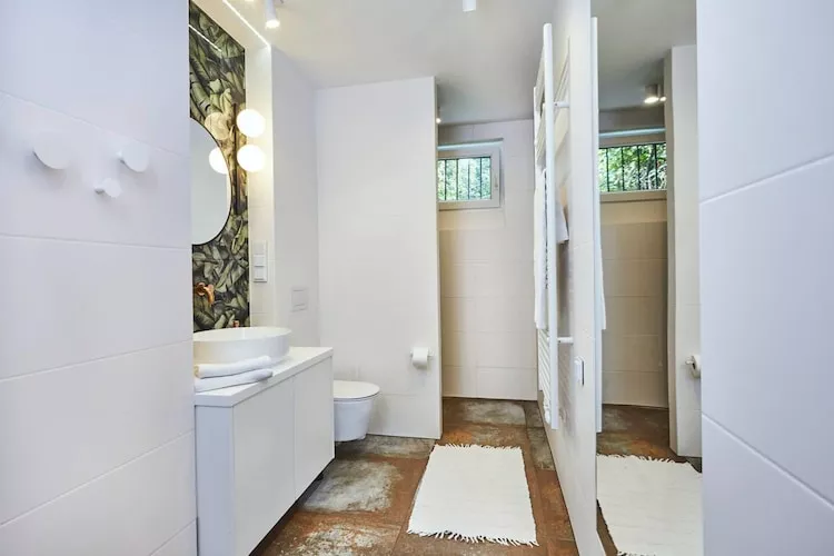 Dom wakacyjny w Sasinie dla max 10 osób-Badkamer