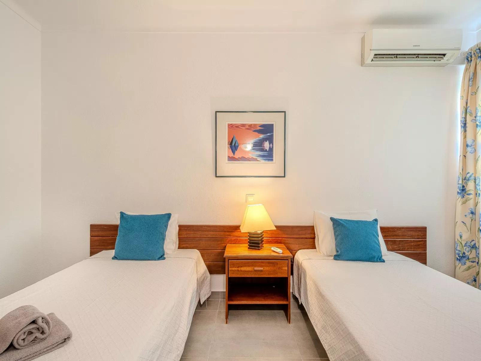 Amélia - Sunny Way-Binnen