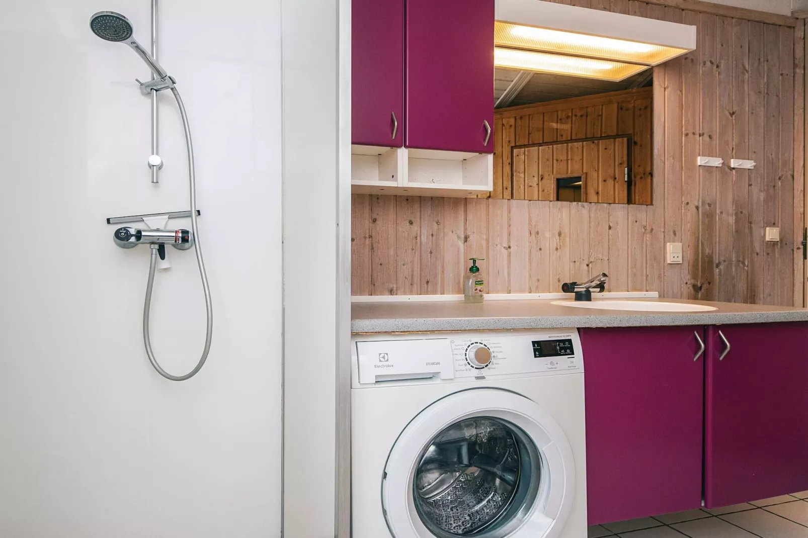 Licht strandhuis met sauna -- By Traum Ferienwohnungen-Binnen