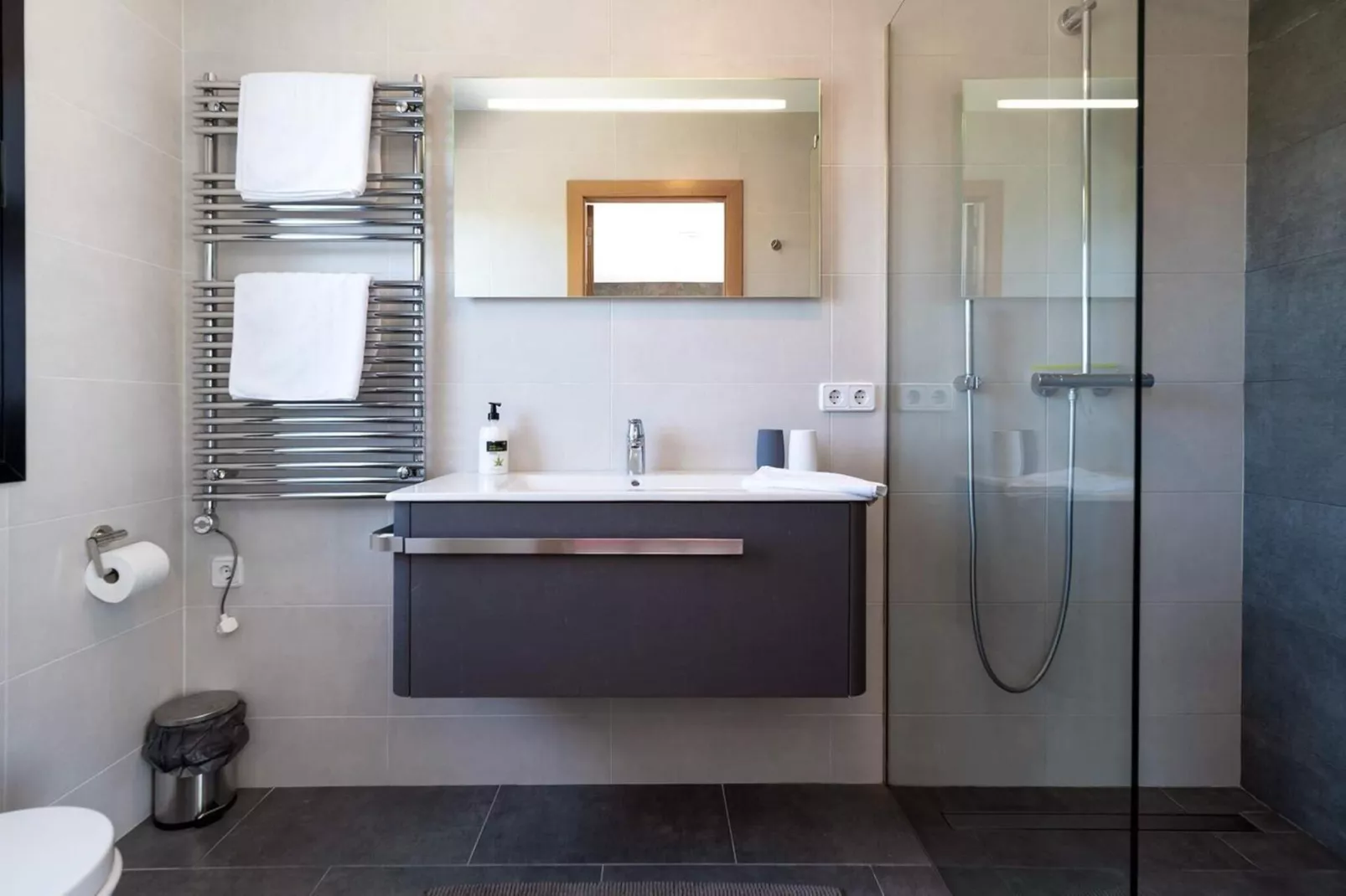 House Olivella-Badkamer