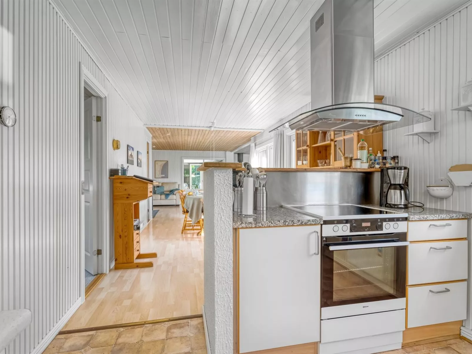 "Lirita" - 700m from the sea-Binnen