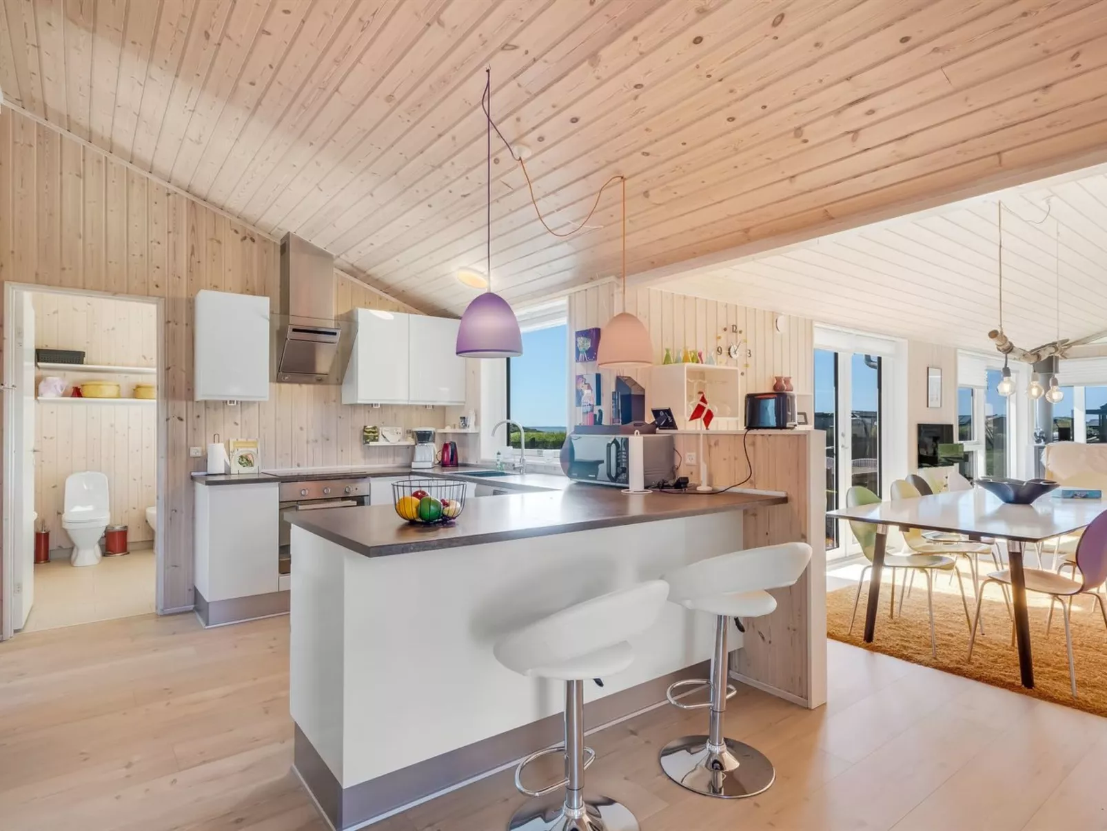 "Ginia" - 150m to the fjord-Binnen