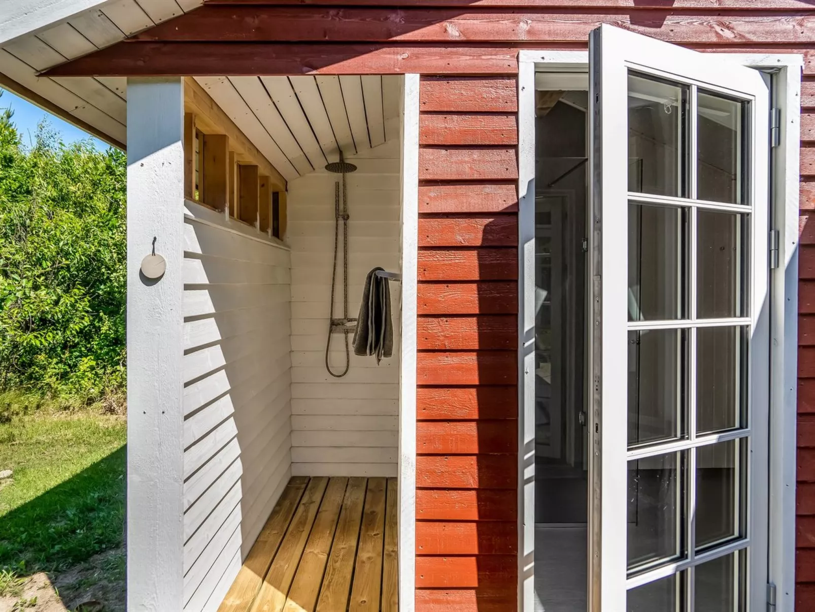 "Ansberga" - 1km from the sea-Buiten