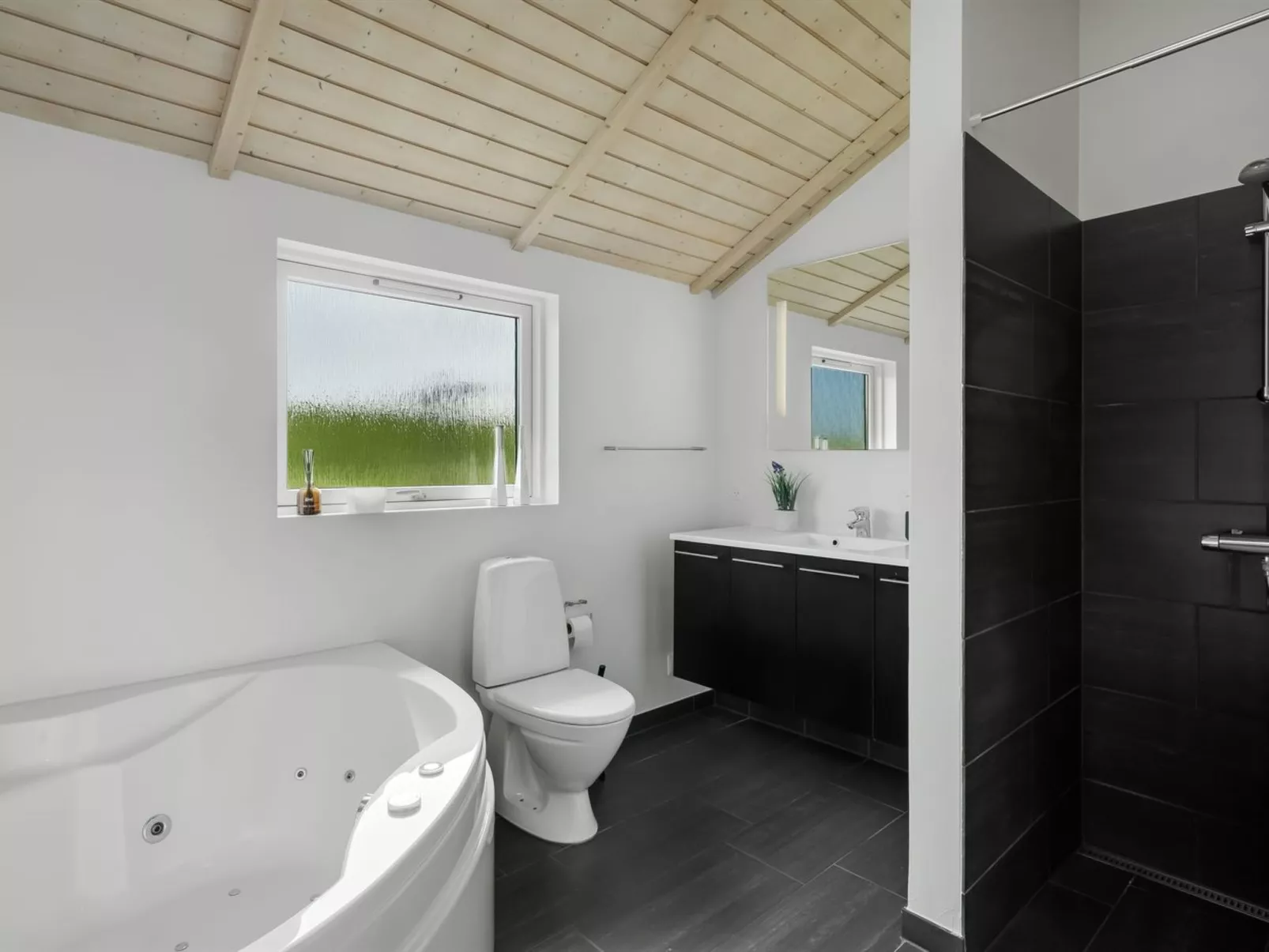 "Frejdis" - 1.1km from the sea-Binnen