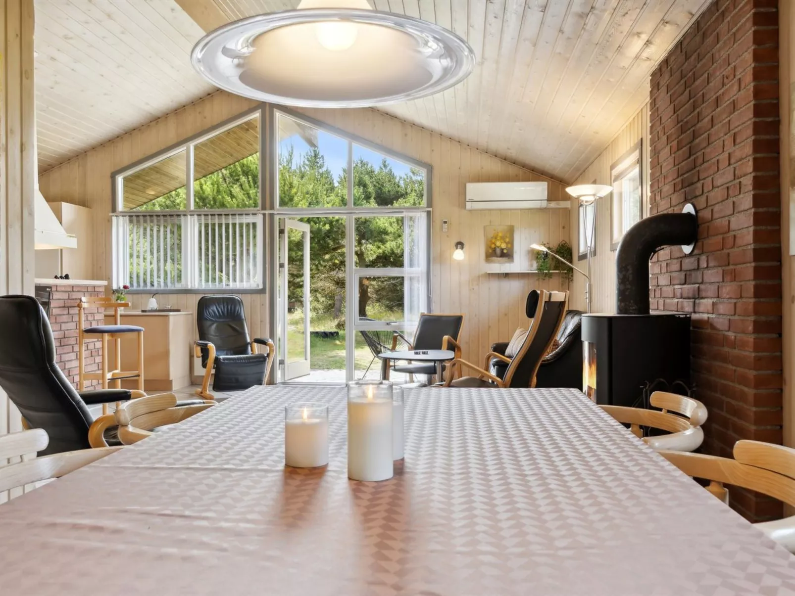 "Erlinda" - 3.1km from the sea-Binnen