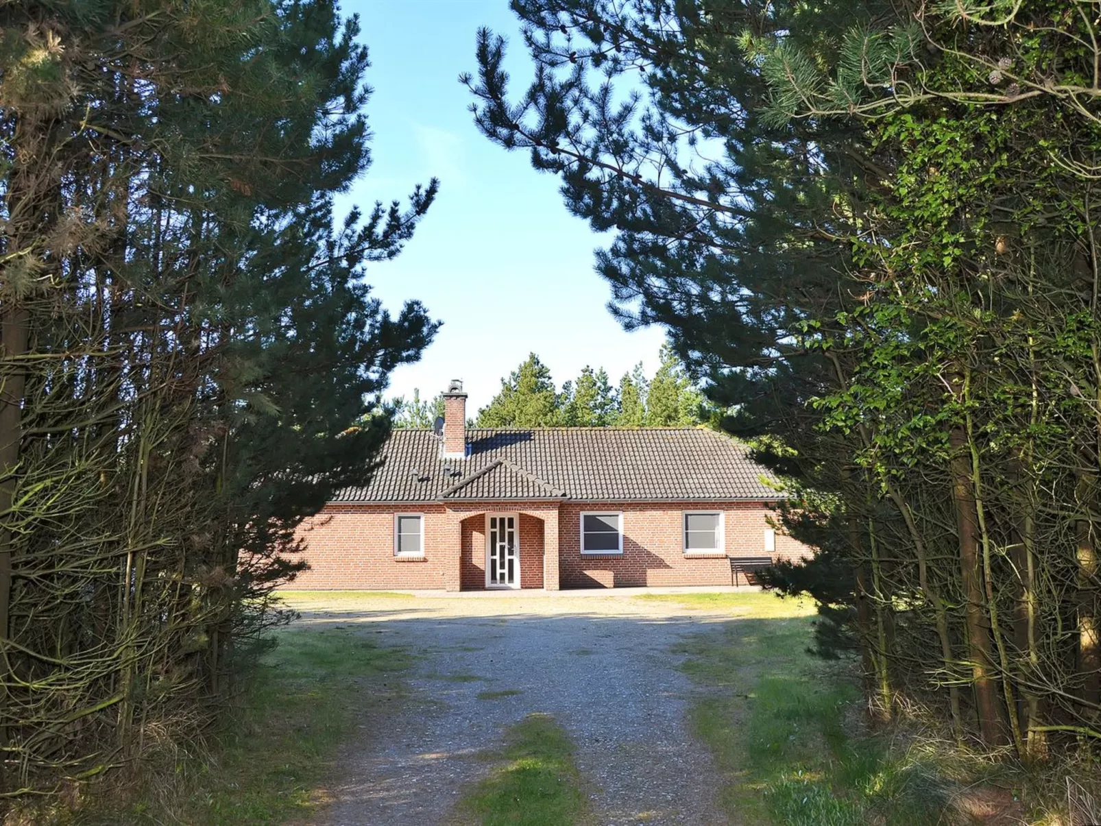 "Arletty" - 1km from the sea-Buiten