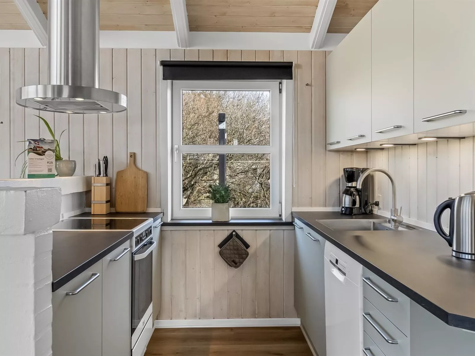 "Solina" - 500m from the sea-Binnen