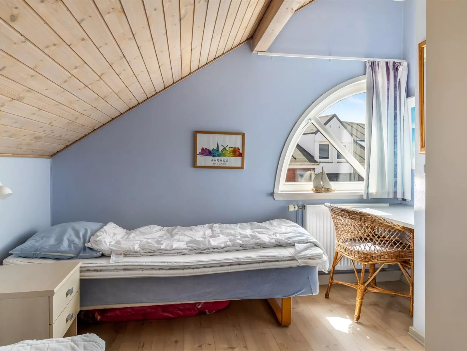 "Nils" - 2.3km from the sea - Binnen