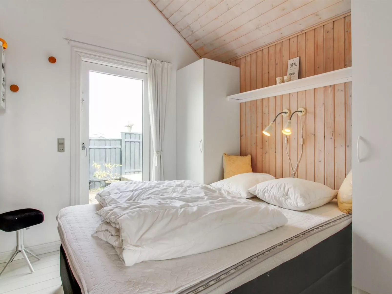 "Wifred" - 250m from the sea-Binnen