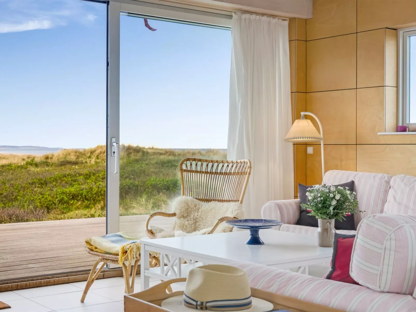 "Tinea" - 50m from the sea-Buiten