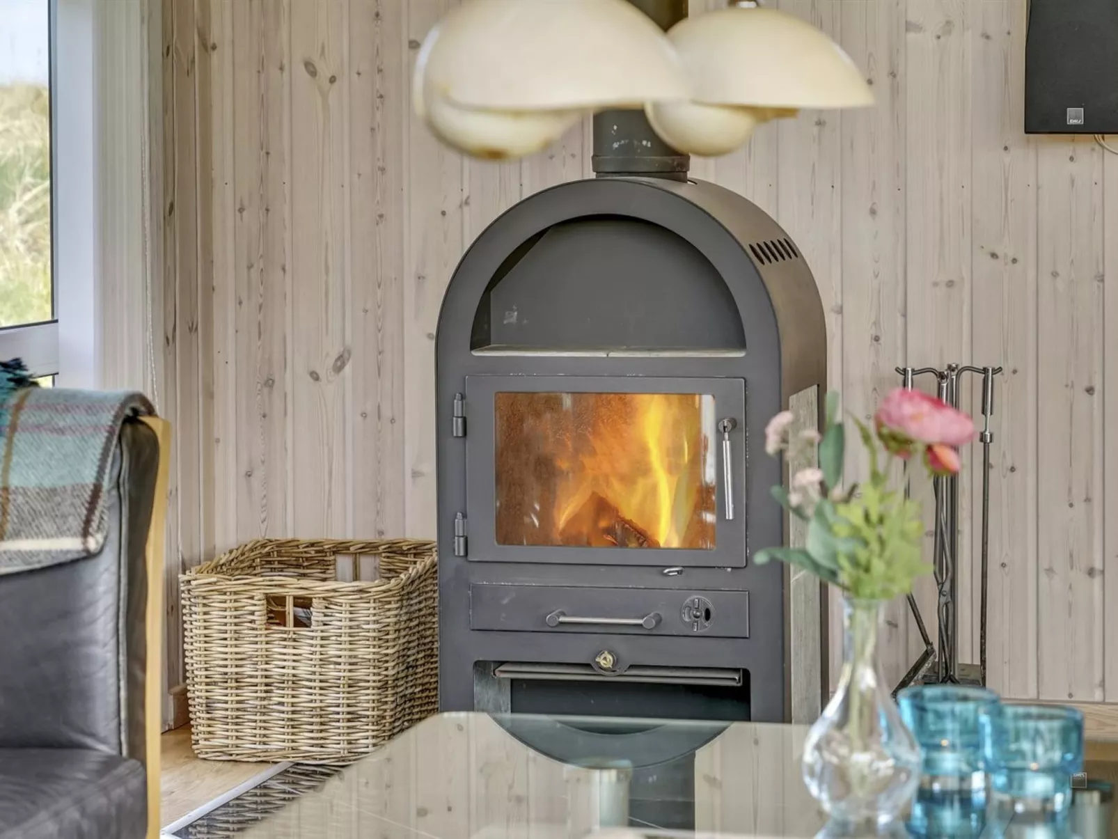 "Emppu" - 400m from the sea-Binnen