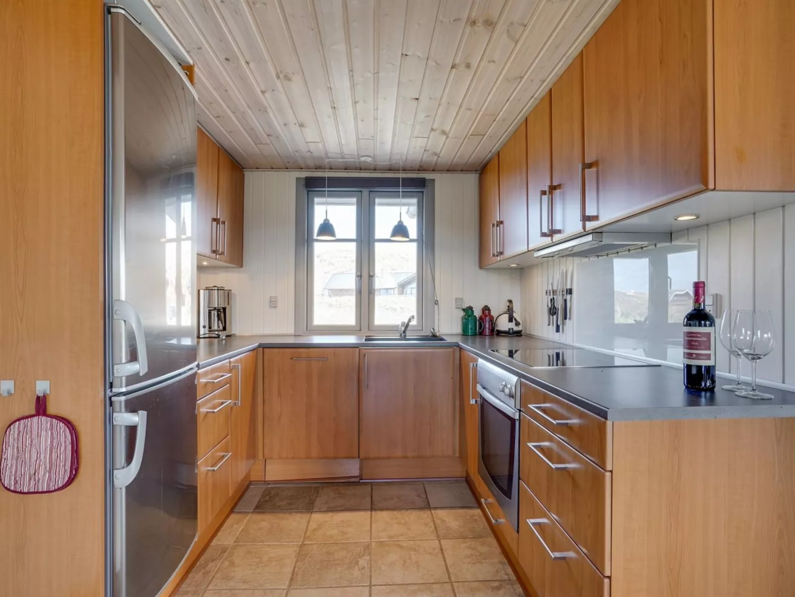 "Anetta" - 200m from the sea-Binnen