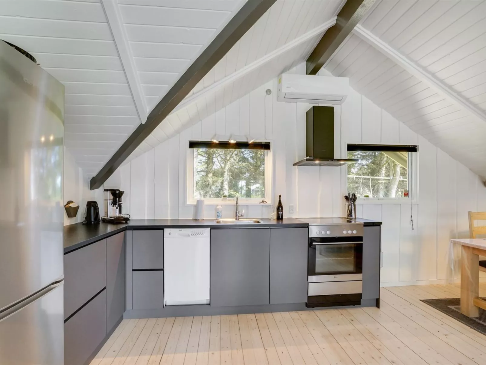 "Hjalmara" - 900m from the sea-Binnen