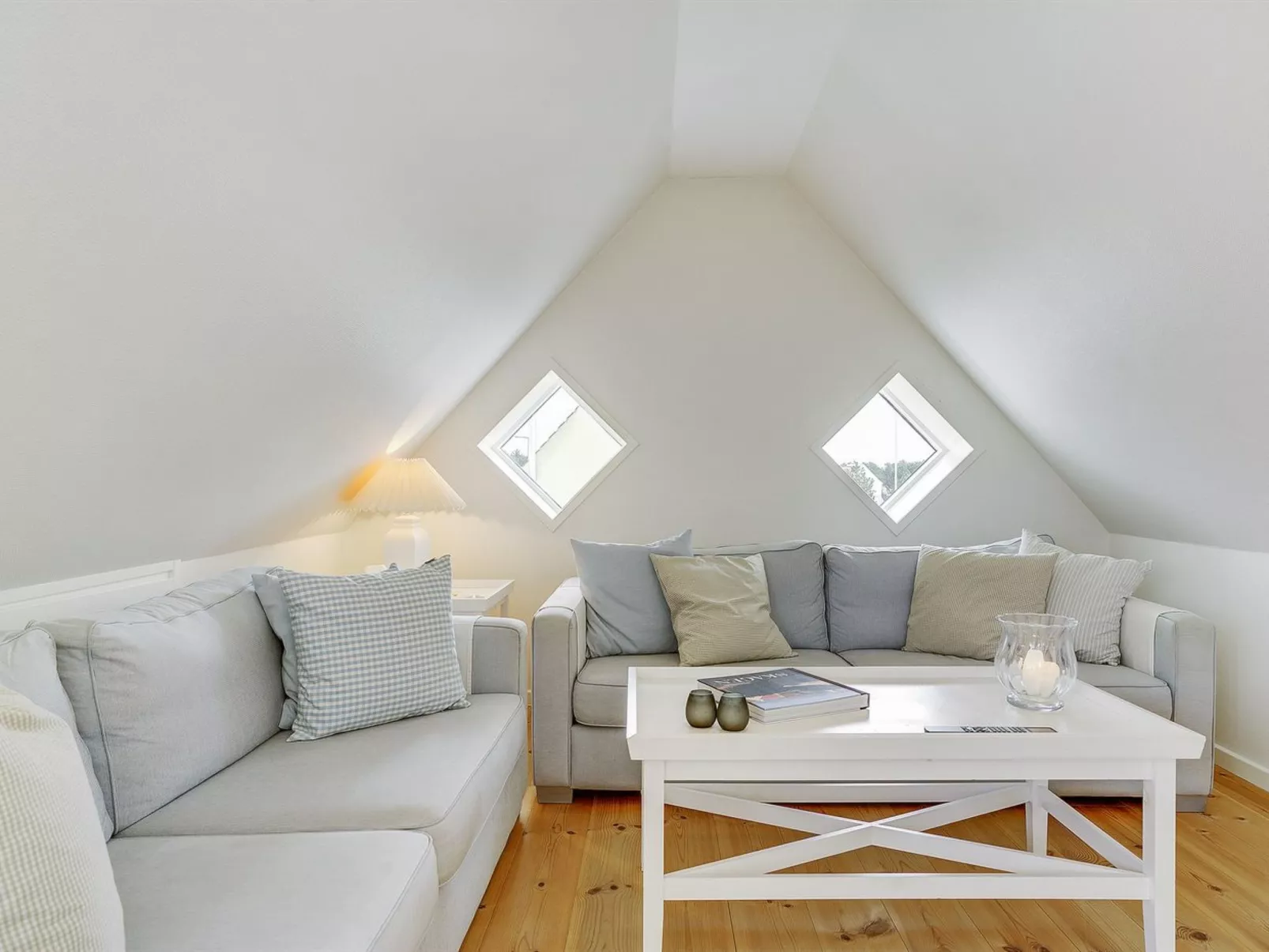 "Hialmar" - 400m from the sea-Binnen