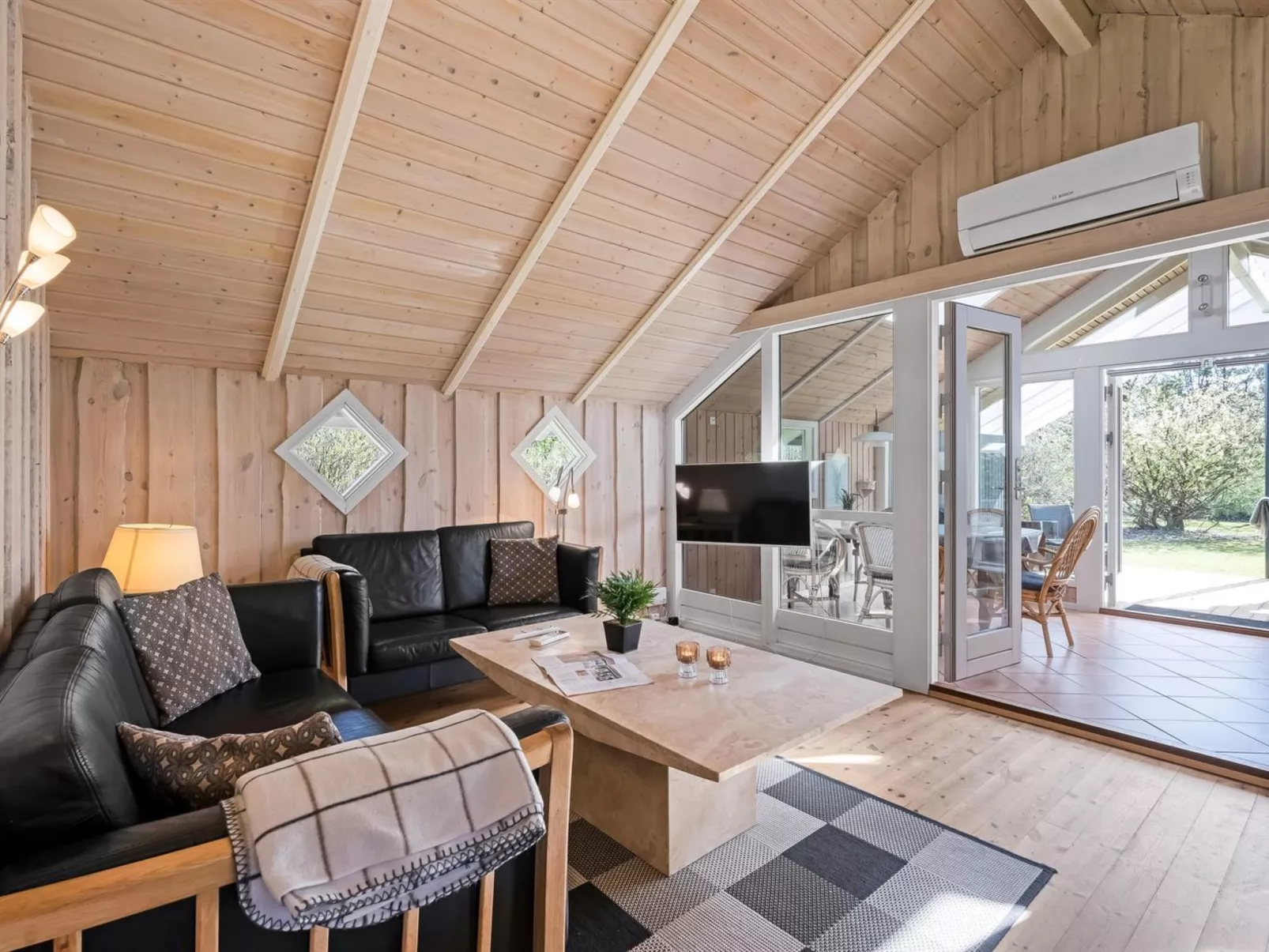 "Snefrid" - 12km from the sea-Binnen