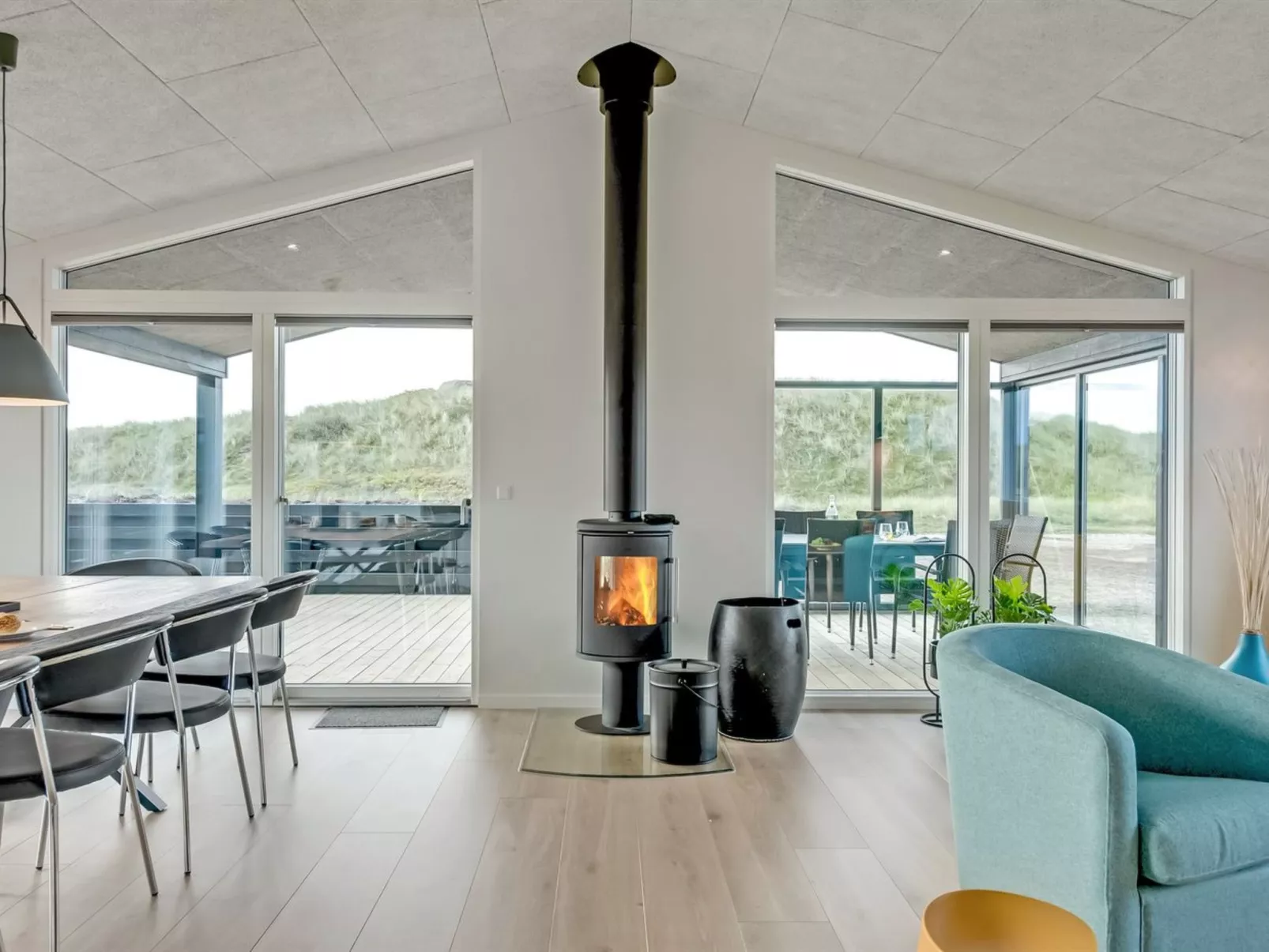 "Birger" - 300m from the sea-Binnen