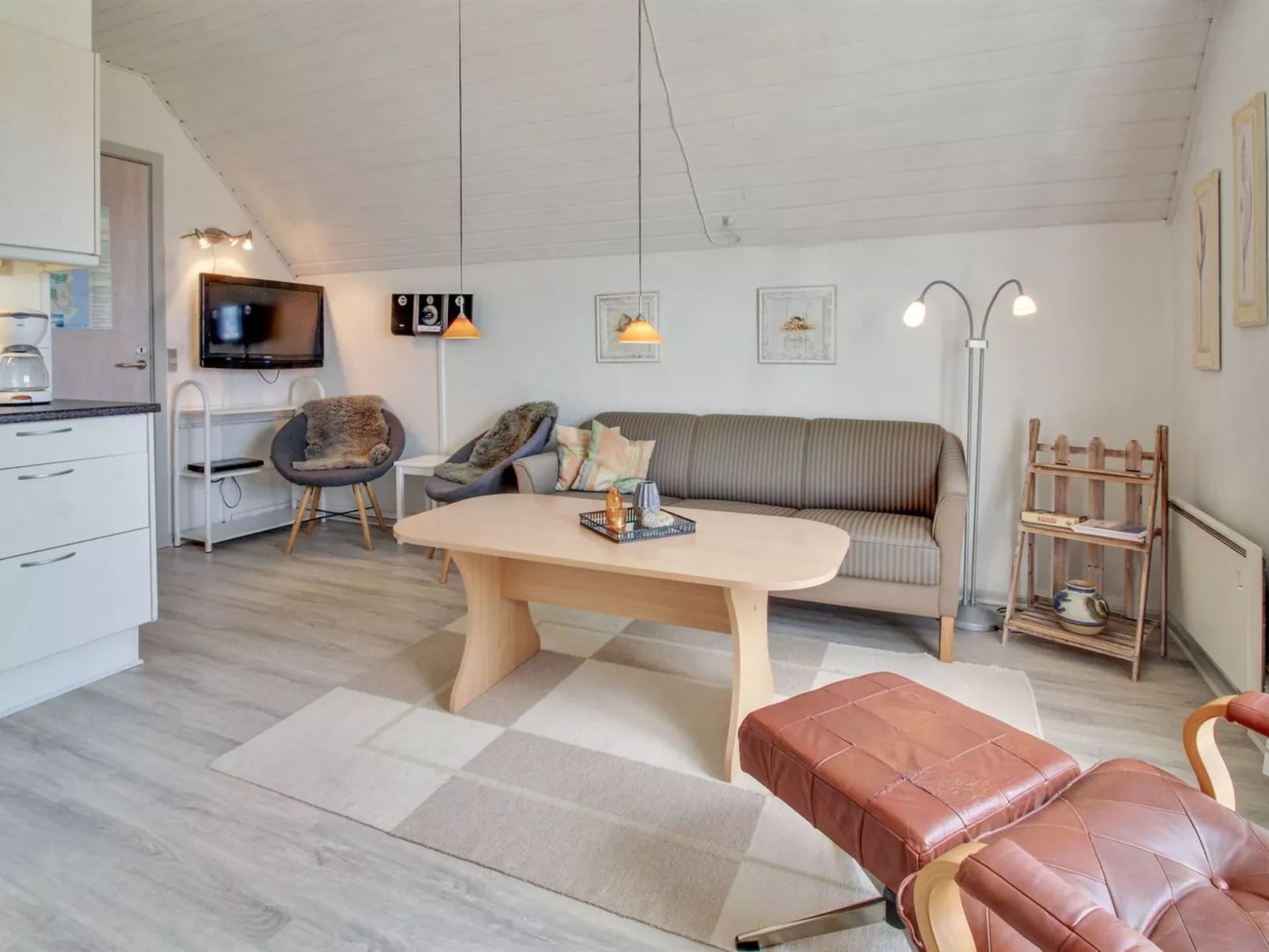 "Rauha" - 2.3km from the sea-Binnen