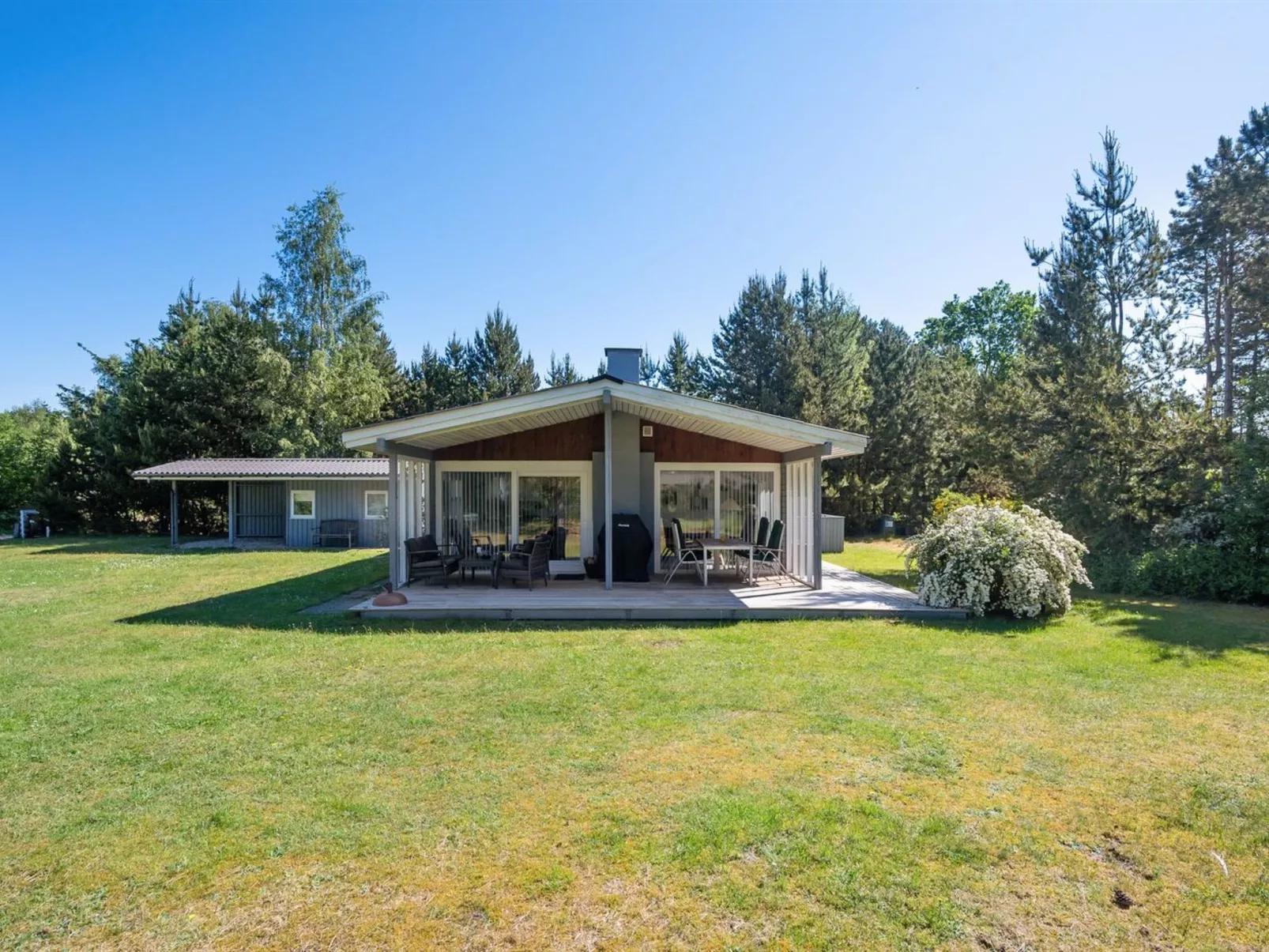 "Torhild" - 150m from the sea-Buiten