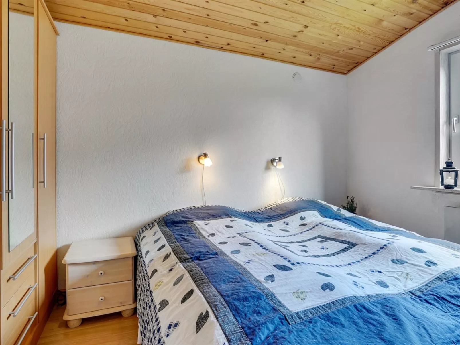 "Anselma" - 800m to the fjord-Binnen