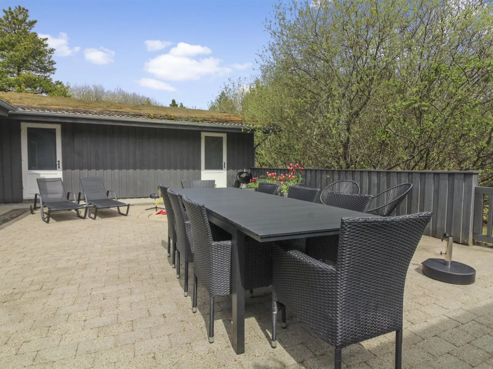 "Vieno" - 2.6km from the sea-Buiten