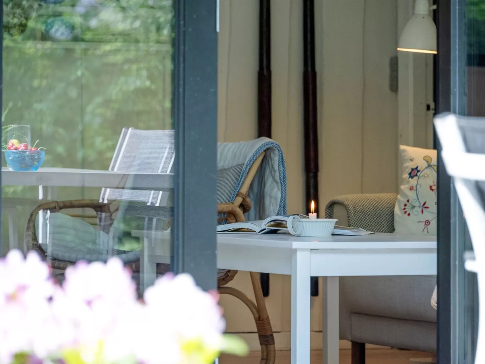 "Alika" - 200m to the fjord-Binnen