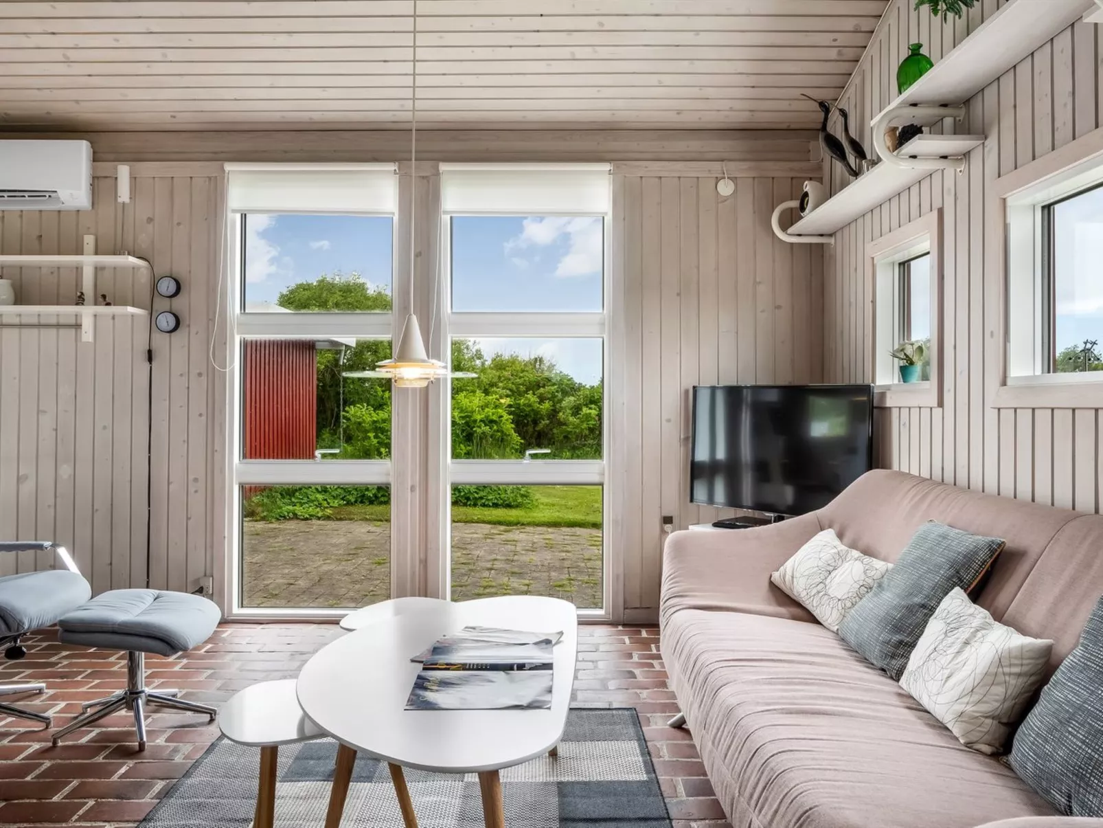 "Verene" - 400m from the sea-Binnen